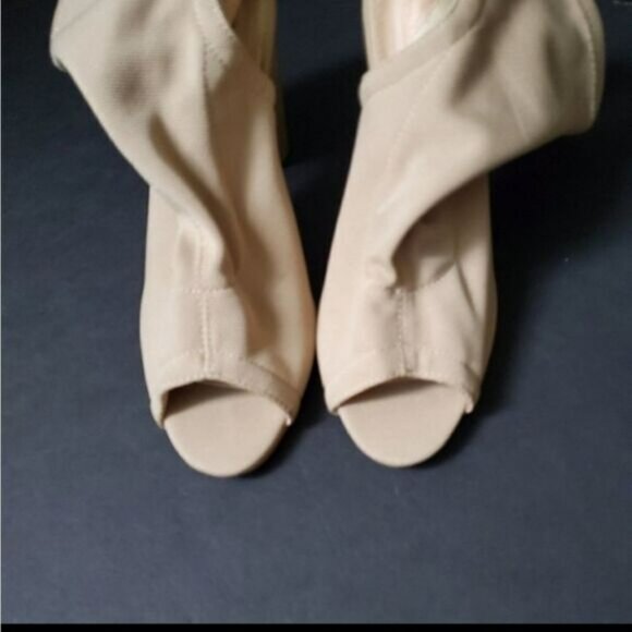 Ego Tan Knitted Heels - Picture 6 of 8